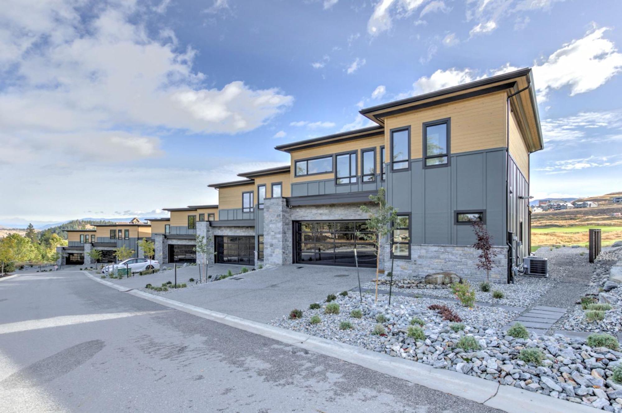 Predator Ridge Resort Vernon Exteriör bild